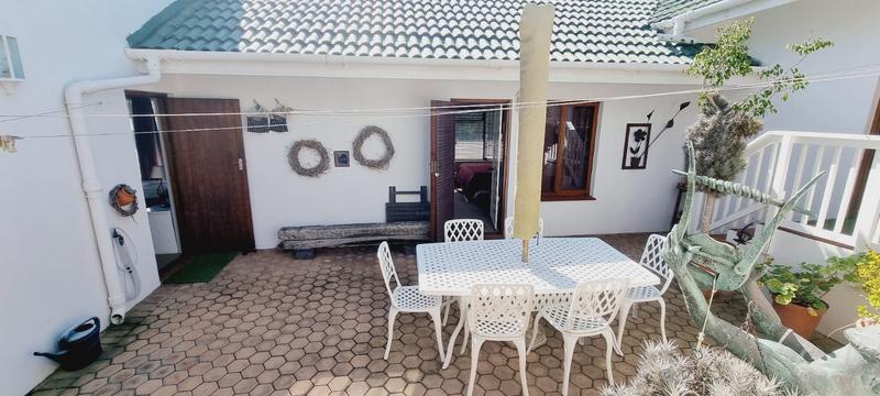 4 Bedroom Property for Sale in Bayview Western Cape